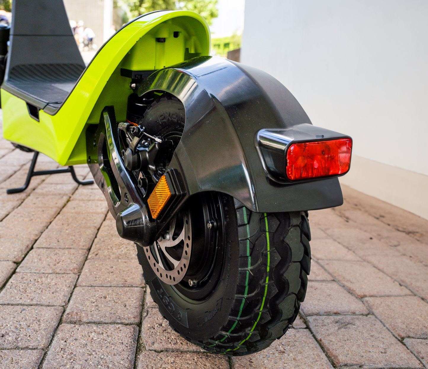 STREETBOOSTER Castor